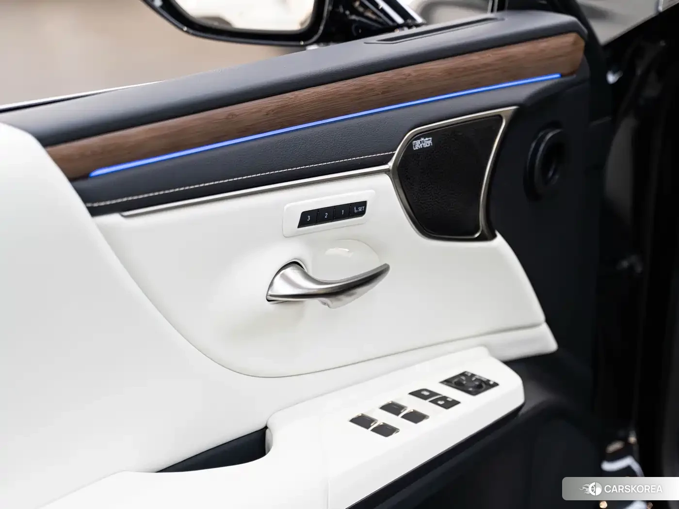 Lexus ES 2025 Черный из Китая, фото 4