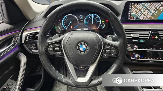 BMW 5 Series (G30) 2019 Цвет галактики из Кореи, фото 4