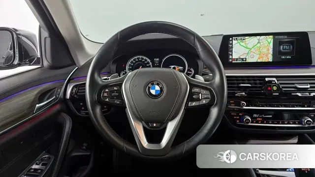 BMW 5 Series (G30) 2018 Черный из Кореи, фото 4