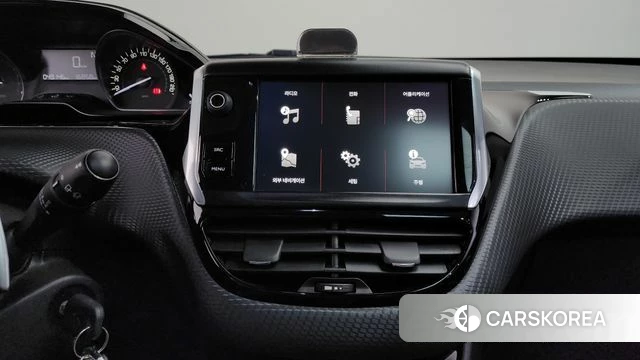 Peugeot 208 2018 Белый из Кореи, фото 4