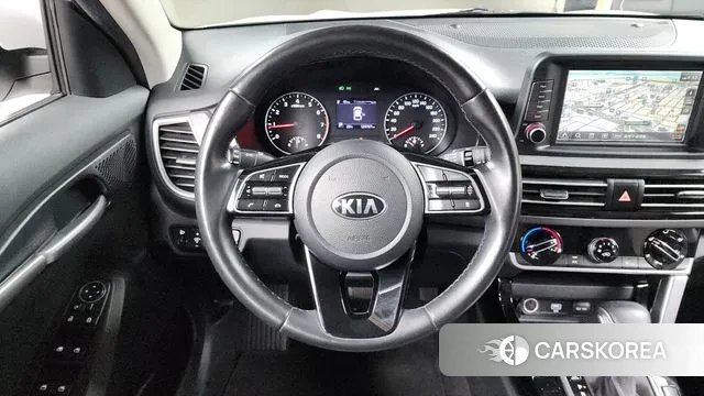 Kia Seltos 2021 Белый из Кореи, фото 4