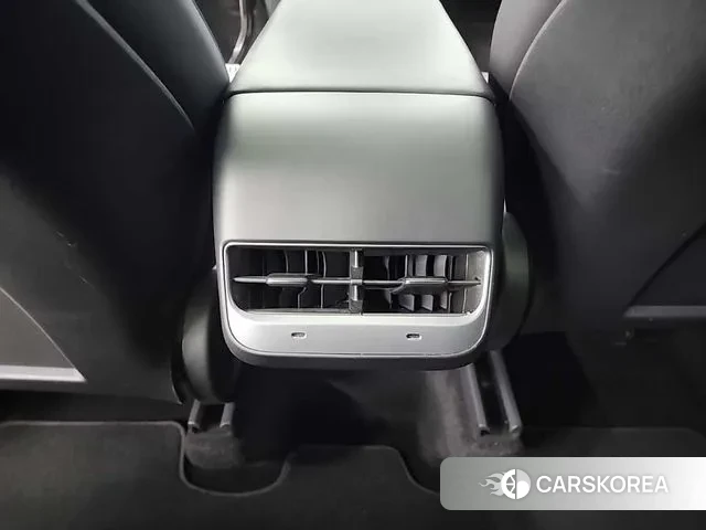 Tesla Model Y 2021 Белый из Кореи, фото 4