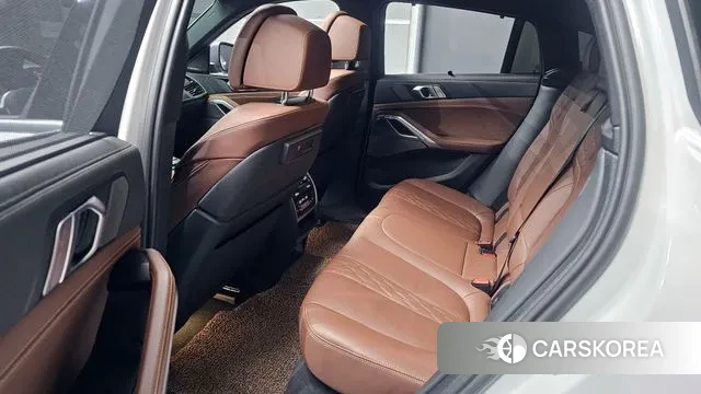 BMW X6 (G06) 2023 Белый из Кореи, фото 4