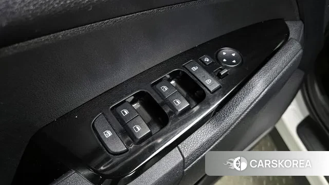 Kia Sportage 5th Generation 2022 Белый из Кореи, фото 4