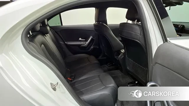 Mercedes-Benz A-Class W177 2021 Белый из Кореи, фото 4