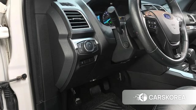 Ford Explorer 2019 Белый из Кореи, фото 4