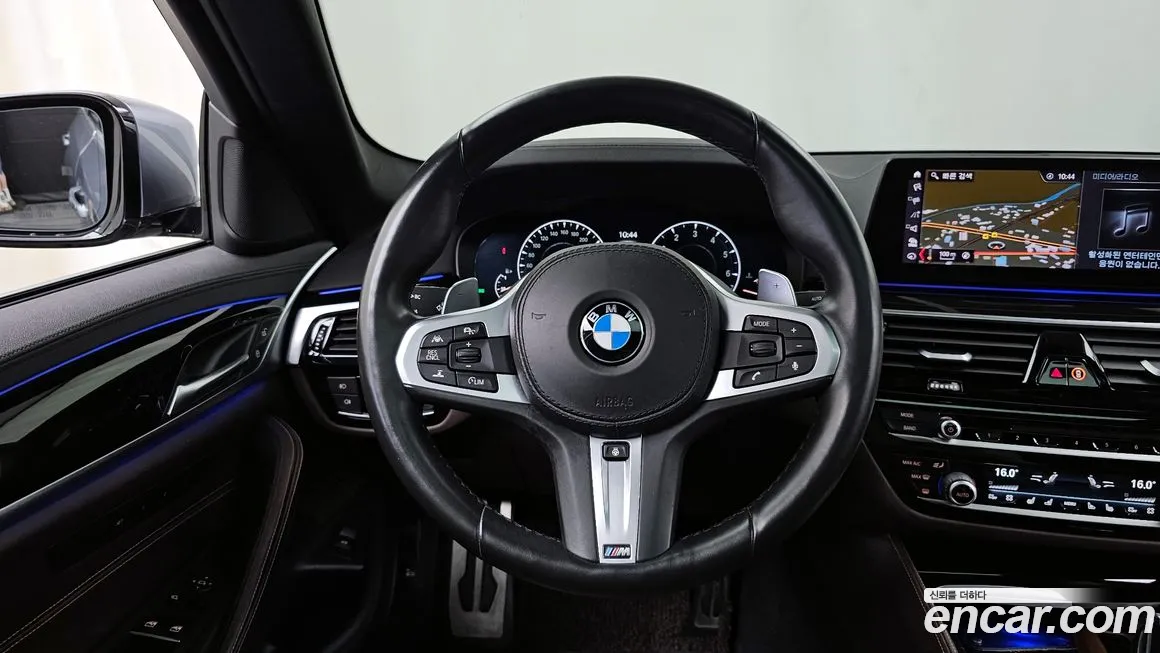 BMW 5 Series (G30) id 1729700 из Кореи 4