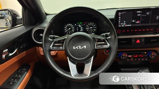 Kia The New K3 2nd generation 2022 Черный из Кореи, фото 4