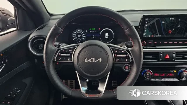 Kia The New K3 2nd generation 2023 Черный из Кореи, фото 4