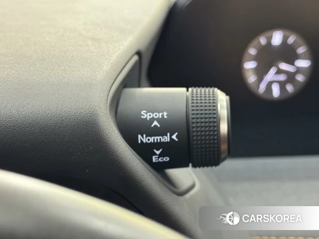 Lexus UX EV 2022 Зеленый из Китая, фото 4