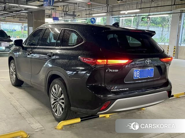 Toyota Highlander 2023 Черный из Китая, фото 4