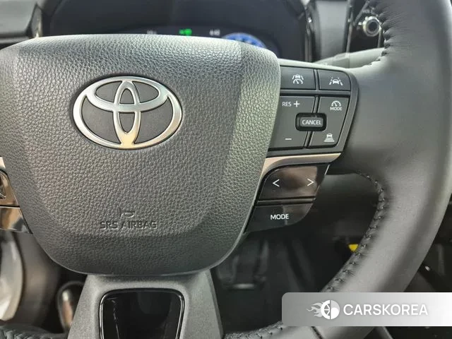 Toyota Camry (XV80) 2025 Белый из Кореи, фото 4