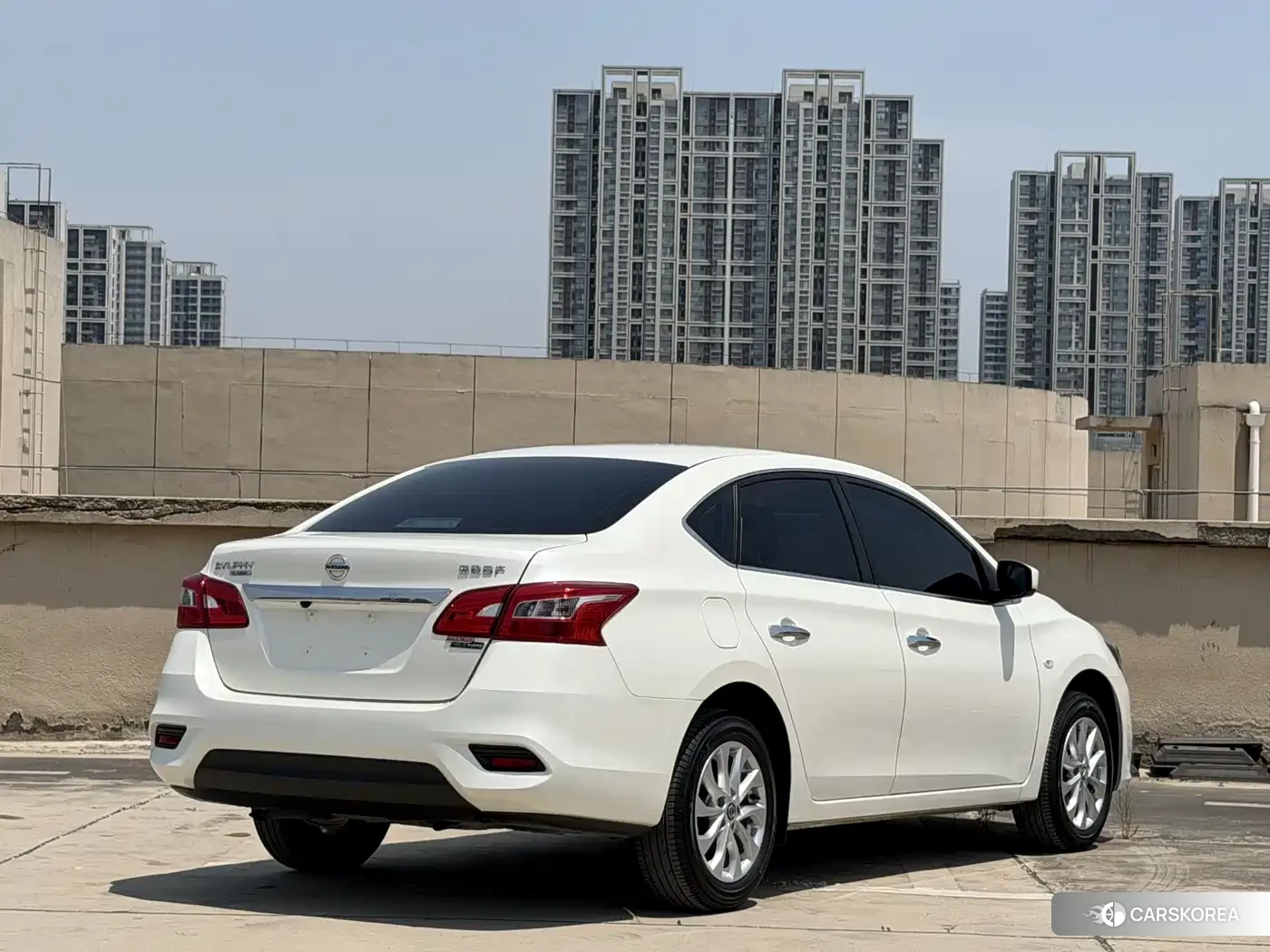 Nissan Sylphy 2025 Белый из Китая, фото 4
