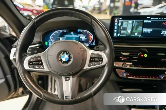 BMW 5 Series (G30) 2021 Синий из Кореи, фото 4