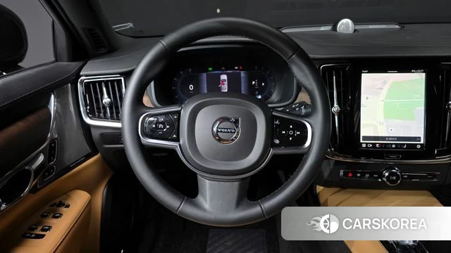 Volvo S90 2024 Черный из Кореи, фото 4