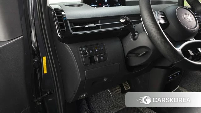 Hyundai Staria 2024 Серый из Кореи, фото 4