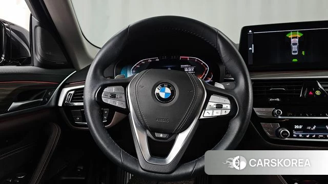 BMW 5 Series (G30) 2022 Черный из Кореи, фото 4