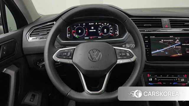 Volkswagen Tiguan second Generation 2023 Серый из Кореи, фото 4