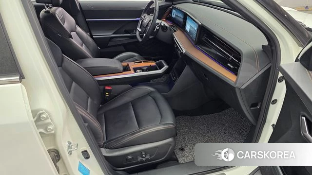 Ssangyong Torres EVX 2024 Белый из Кореи, фото 4
