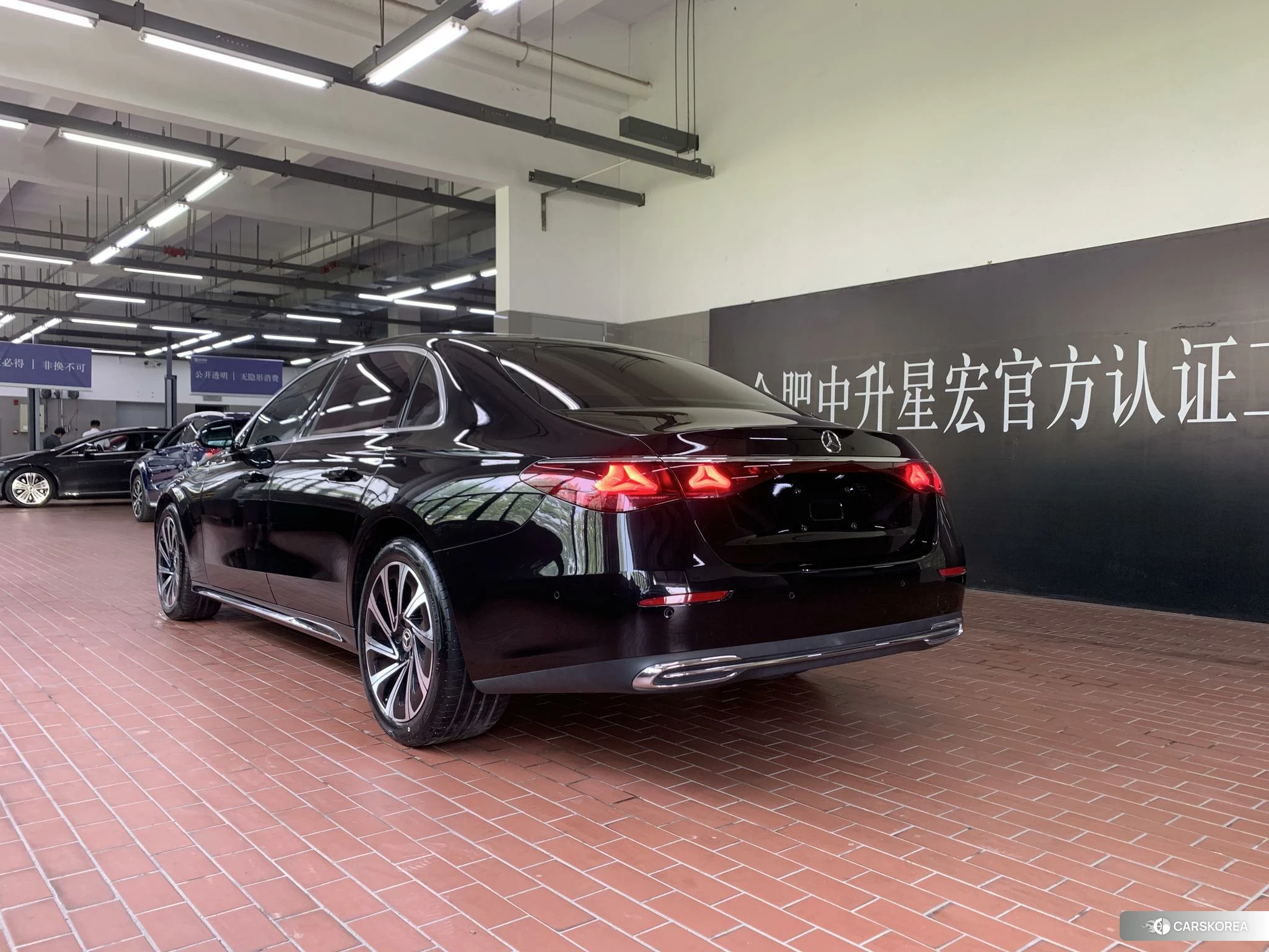 Mercedes-Benz E-class 2023 Черный из Китая, фото 4