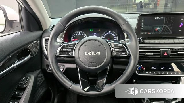 Kia Seltos 2021 Белый из Кореи, фото 4