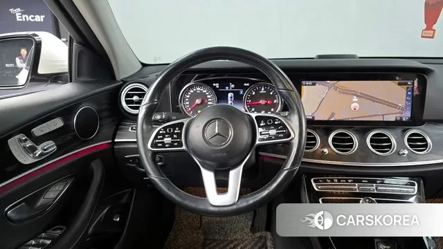 Mercedes-Benz E-Class W213 2018 Белый из Кореи, фото 4