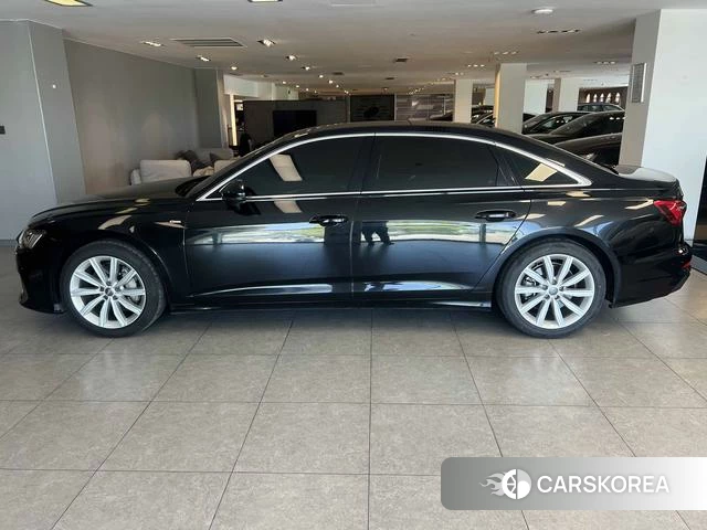 Audi A6L 2021 Черный из Китая, фото 4