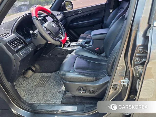 Ssangyong Rexton Sports 2019 Серебристо-серый из Кореи, фото 4