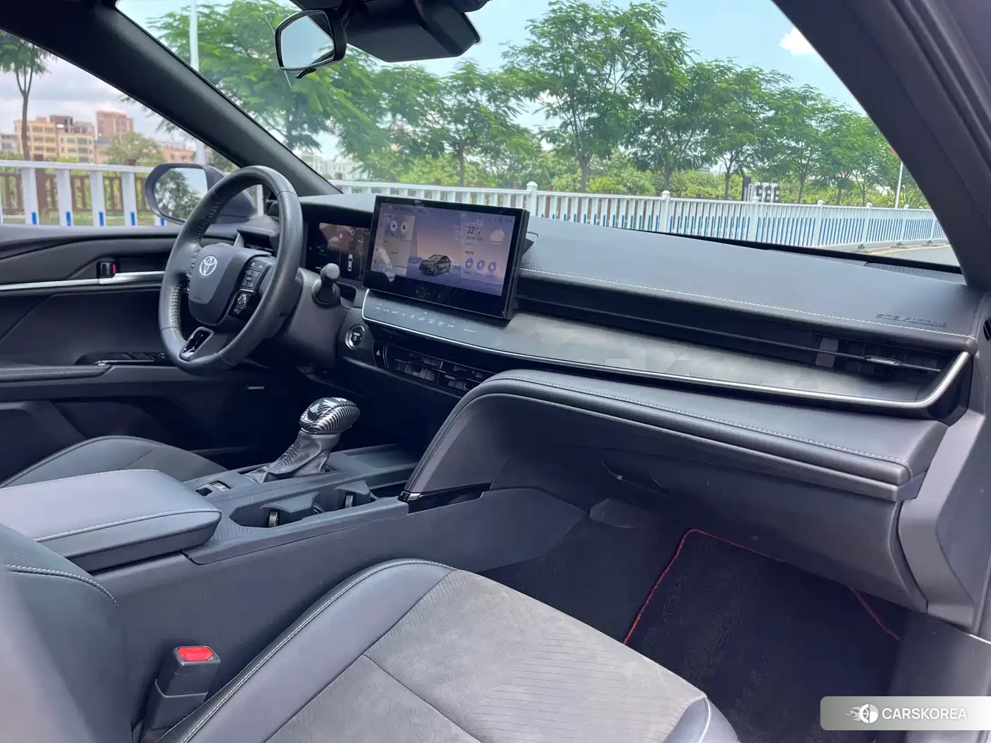 Toyota Camry 2025 Silver/gray из Китая, фото 4