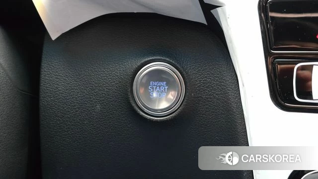 Hyundai Staria 2025 Белый из Кореи, фото 4