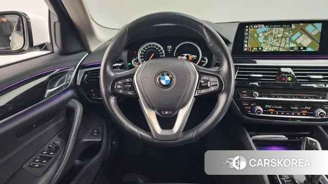 BMW 5 Series (G30) 2018 Белый из Кореи, фото 4