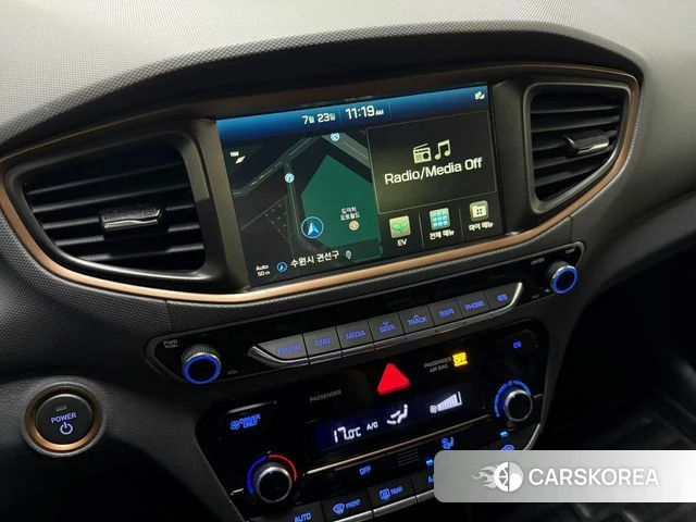 Hyundai Ionic Electric 2018 Светло-серебряный цвет из Кореи, фото 4