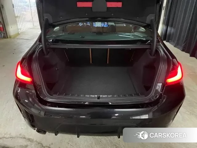 BMW 3 Series (G20) 2025 Черный из Кореи, фото 4