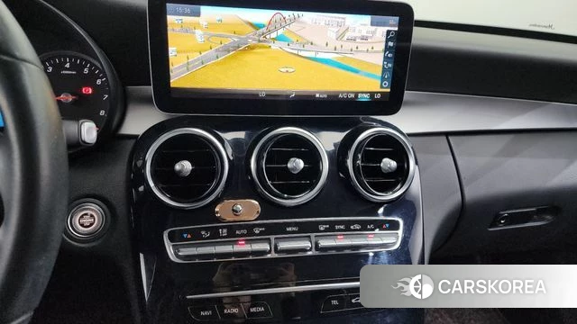 Mercedes-Benz C-Class W205 2019 Белый из Кореи, фото 4