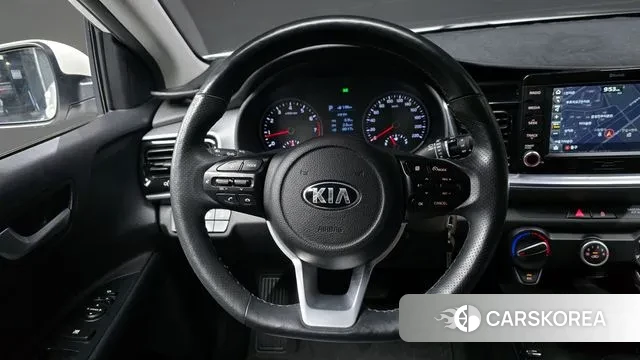 Kia Stonic 2019 Белый из Кореи, фото 4