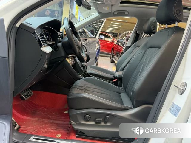 Volkswagen Tiguan L 2024 Белый из Китая, фото 4