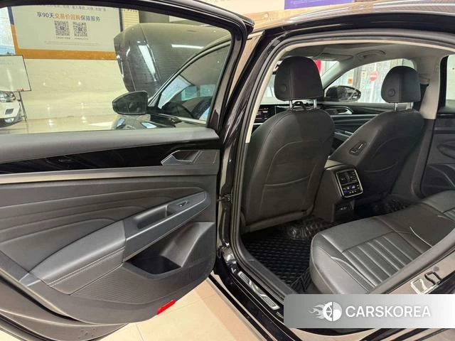 Volkswagen Passat 2021 Черный из Китая, фото 4