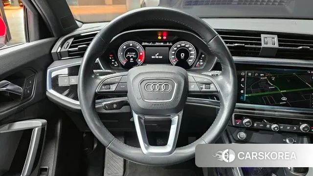 Audi Q3 (F3) 2020 Красный из Кореи, фото 4