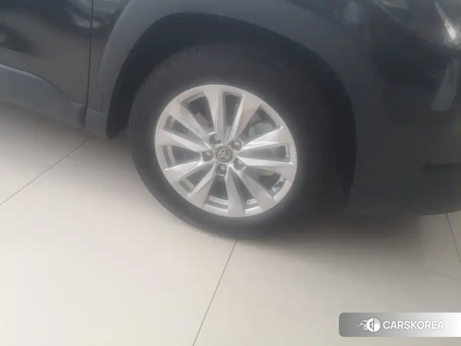 Toyota Corolla 2025 Черный из Китая, фото 4