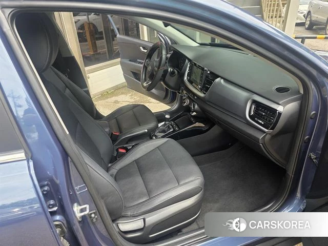 Kia Stonic 2019 Синий из Кореи, фото 4