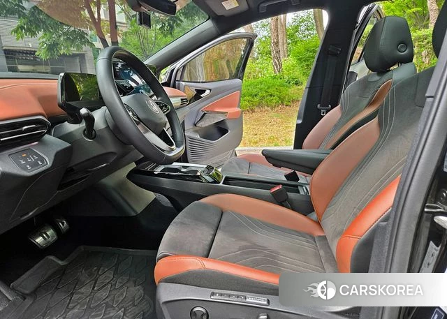 Volkswagen ID.4 2023 Черный из Кореи, фото 4