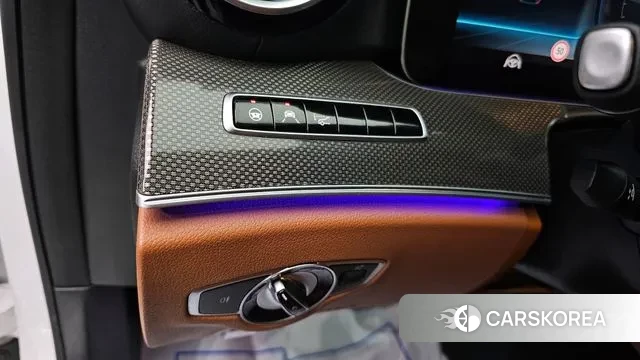 Mercedes-Benz E-Class W213 2019 Белый из Кореи, фото 4