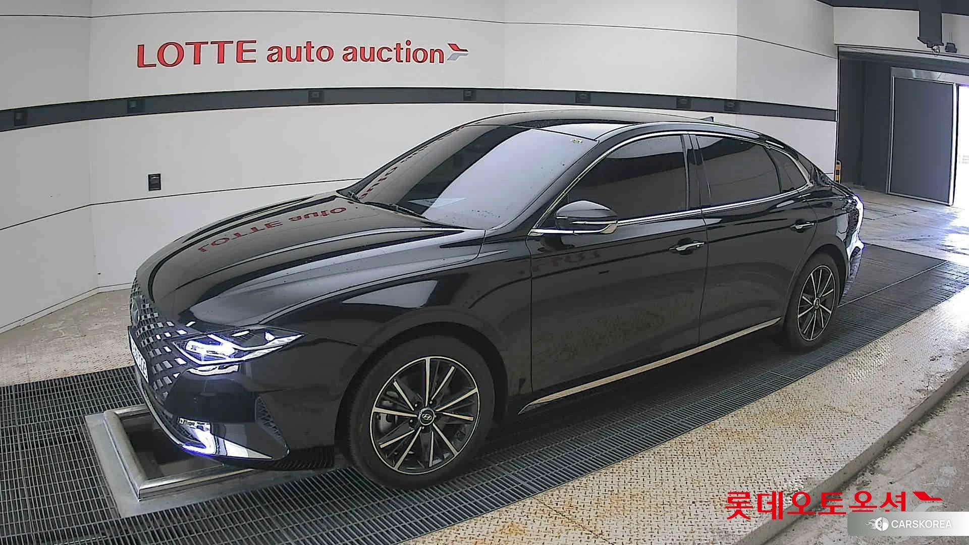 Hyundai Grandeur 2022 Midnight Black Pearl из Кореи, фото 4