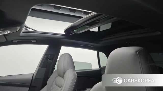 Audi Q8 (4M) 2023 Черный из Кореи, фото 4