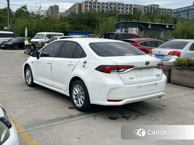 Toyota Corolla 2021 Белый из Китая, фото 4