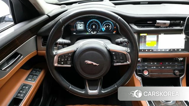 Jaguar XF (X260) 2018 Белый из Кореи, фото 4