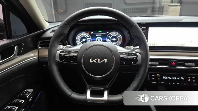 Kia K5 3rd generation 2023 Черный из Кореи, фото 4