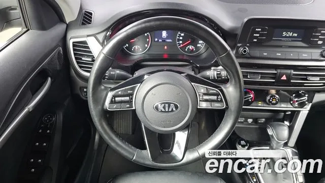 Kia Seltos 2019 Серебристо-серый из Кореи, фото 4