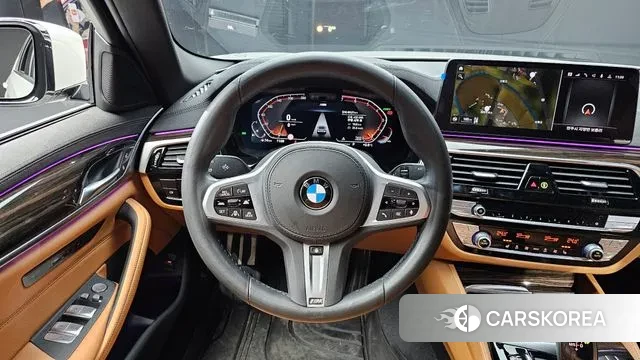 BMW 5 Series (G30) 2021 Белый из Кореи, фото 4