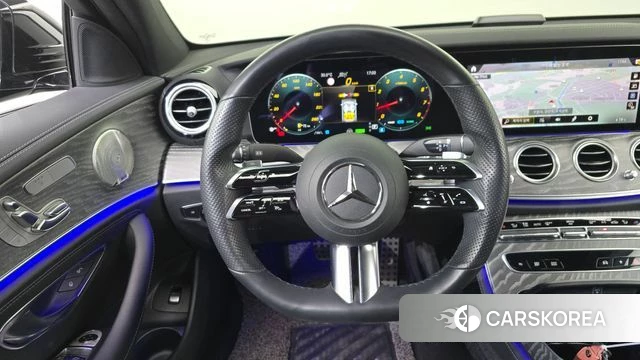 Mercedes-Benz E-Class W213 2021 Черный из Кореи, фото 4